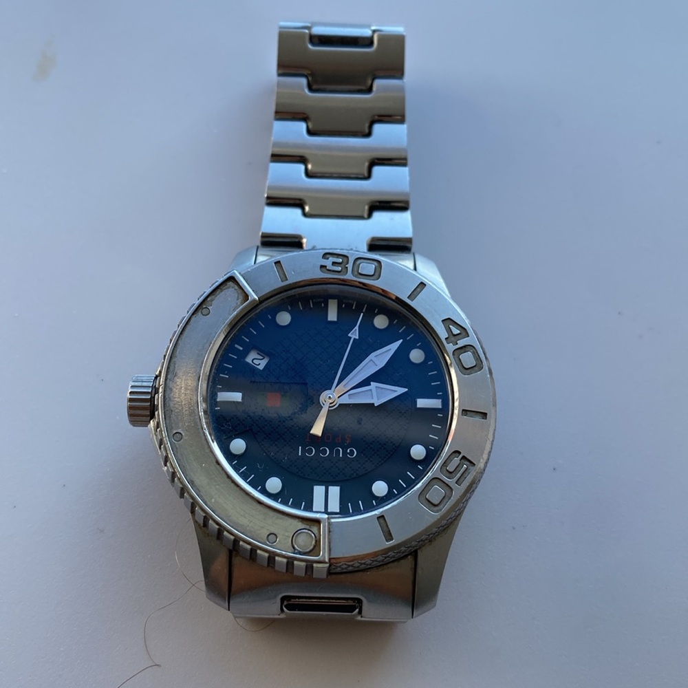 Authentic Gucci Stainless Steel Men’s Watch